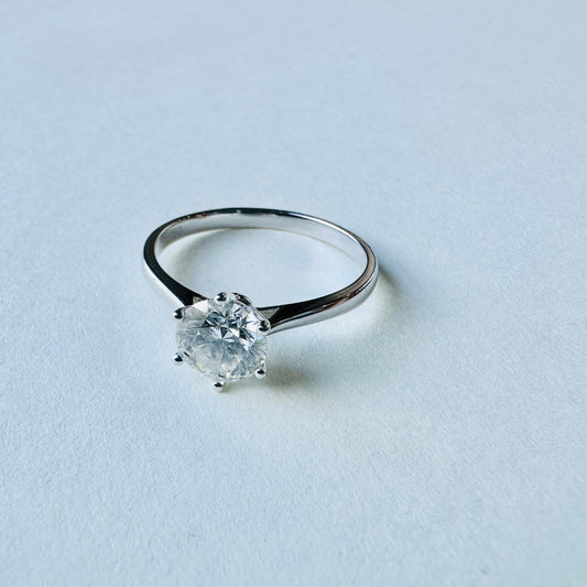 Lab Grown Diamond Ring | Classic six prong design | 18k white gold ring | IGI certified diamond