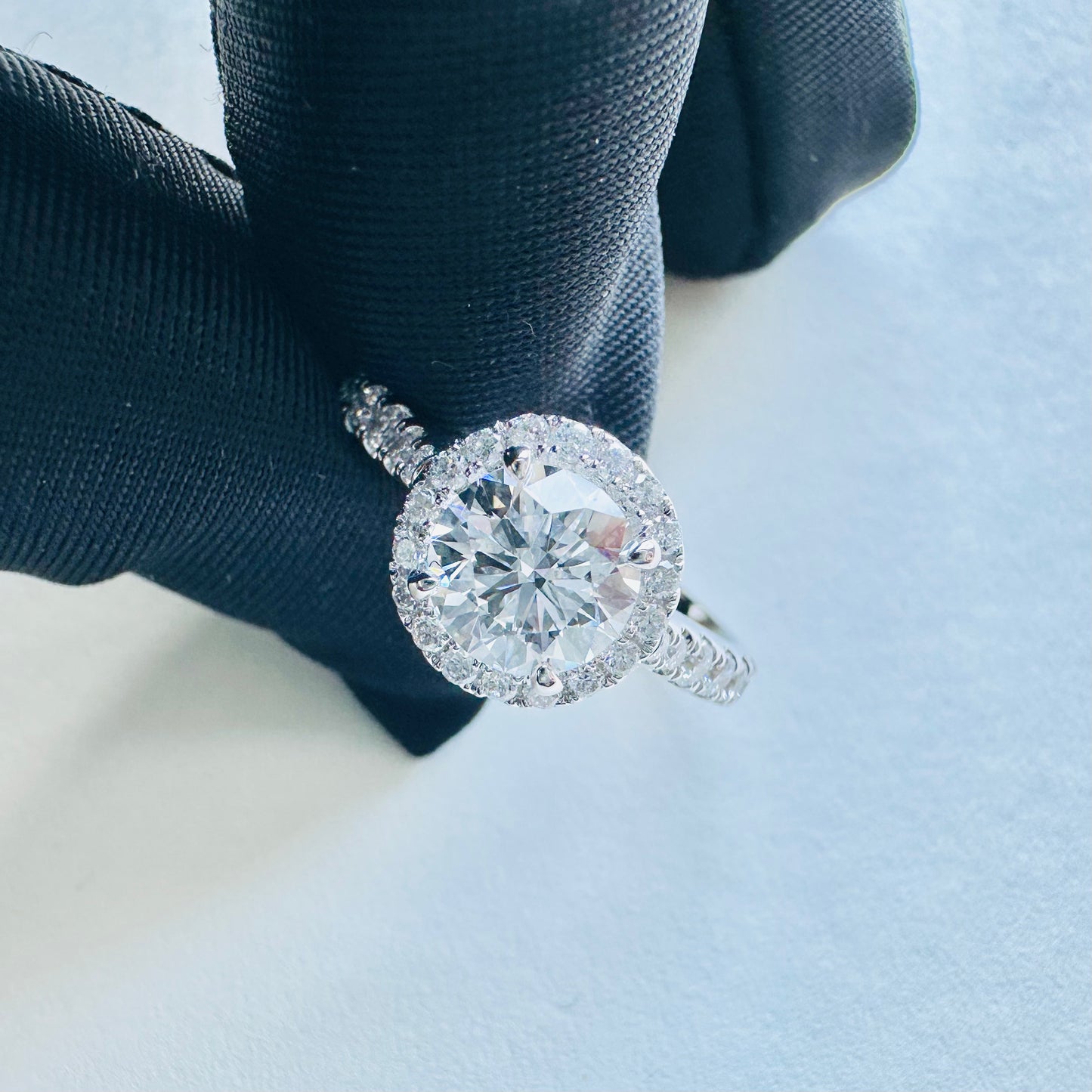 Lab Grown Diamond Ring | Classic round design | 18k white gold ring | IGI certified diamond